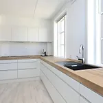 City Lux Apartment, 2 Full Bathrooms, 4Th